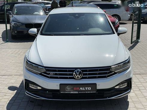 Volkswagen Passat 2021 - фото 6