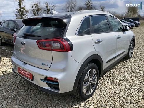 Kia Niro 2019 - фото 13