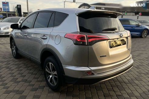 Toyota RAV4 2016 - фото 5