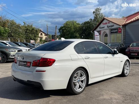 BMW 5 серия 2016 белый - фото 15
