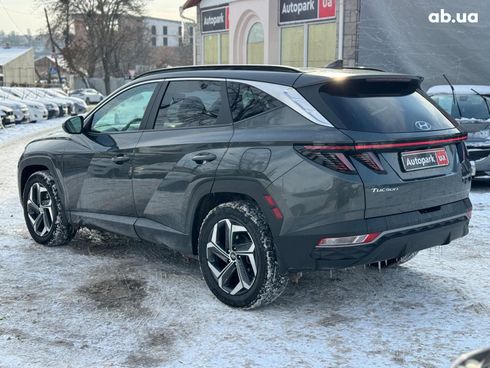 Hyundai Tucson 2023 серый - фото 9