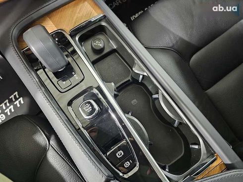 Volvo XC90 2022 - фото 29