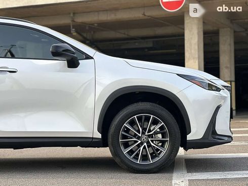 Lexus NX 2022 - фото 12