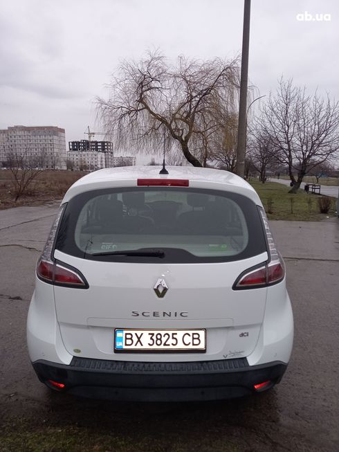 Renault Scenic 2013 белый - фото 16