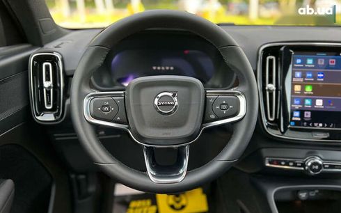 Volvo XC40 2022 - фото 18
