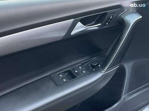 Volkswagen Passat 2011 - фото 13
