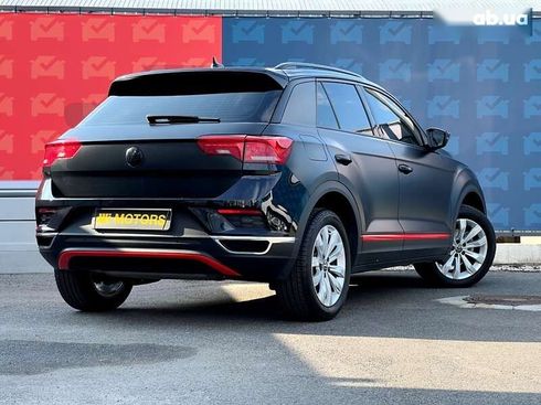Volkswagen T-Roc 2021 - фото 2