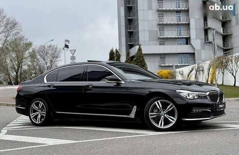 BMW 7 серия 2018 - фото 18