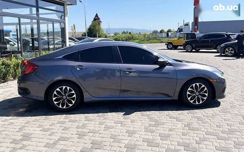 Honda Civic 2017 - фото 8