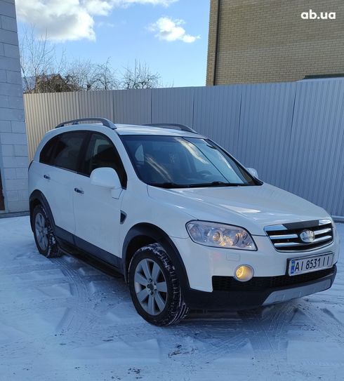 Chevrolet Captiva 2007 белый - фото 4