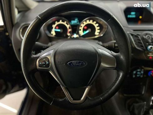 Ford Fiesta 2016 - фото 11