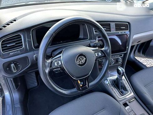 Volkswagen e-Golf 2019 - фото 17