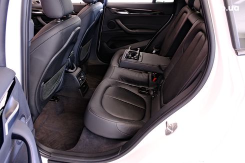 BMW X1 2018 белый - фото 8