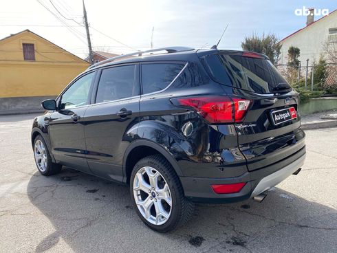 Ford Escape 2019 черный - фото 7