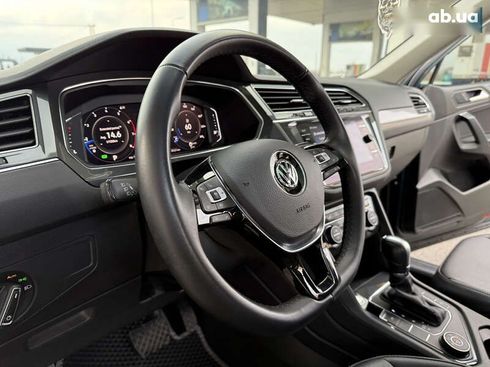 Volkswagen Tiguan 2020 - фото 19