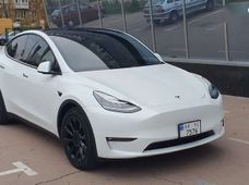 Продаж вживаних Tesla Model Y 2021 року в Києві - купити на Автобазарі