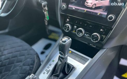 Skoda Octavia 2018 - фото 13