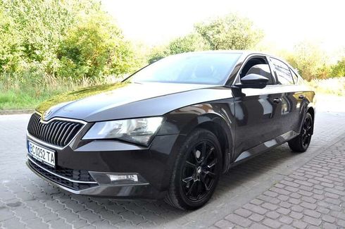 Skoda Superb 2016 - фото 2