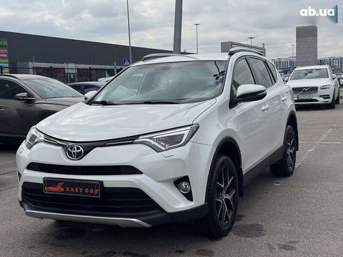 Toyota RAV4 2016 - фото 22