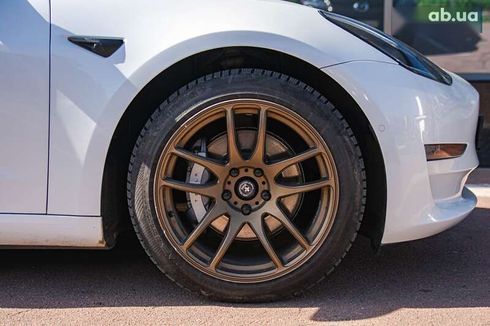 Tesla Model 3 2019 - фото 4