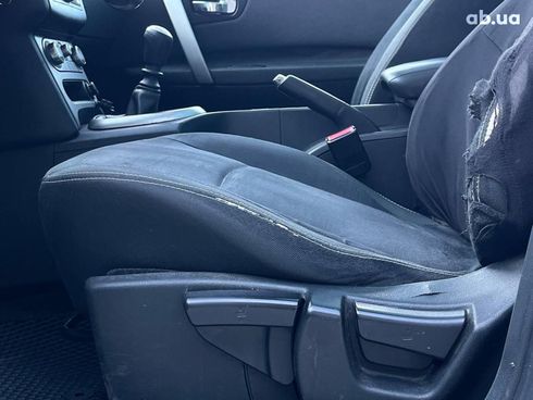 Nissan Qashqai 2010 белый - фото 117