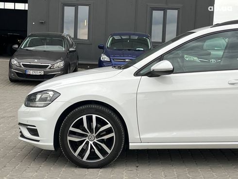 Volkswagen Golf 2020 белый - фото 12