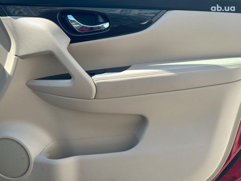 Nissan Rogue 2017 красный - фото 28