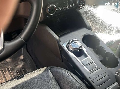 Ford Escape 2022 - фото 25