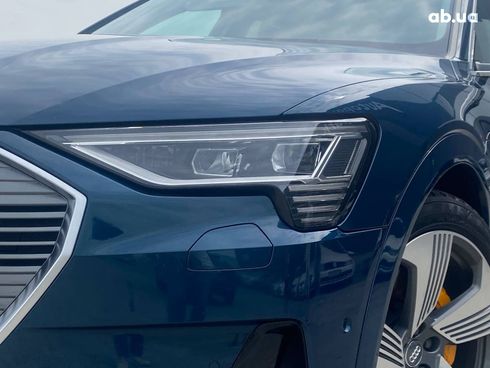 Audi E-Tron 2019 синий - фото 3
