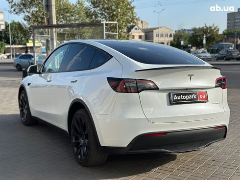 Tesla Model Y 2022 белый - фото 7