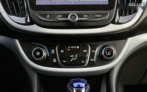 Chevrolet Volt 2015 - фото 12