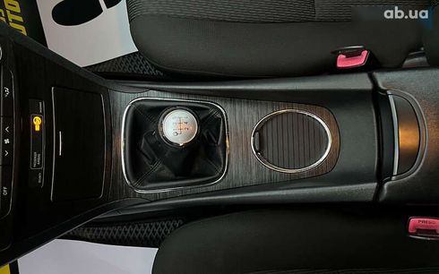 Toyota Avensis 2009 - фото 16