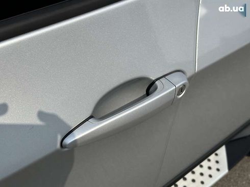 BMW X5 2011 - фото 16