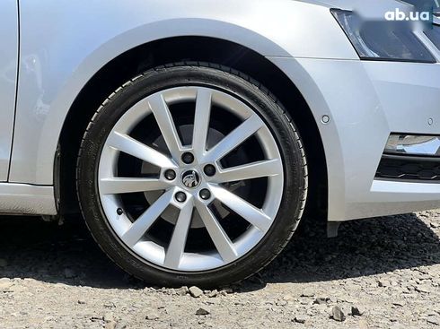 Skoda Octavia 2020 - фото 24