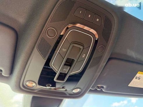 Audi A4 2017 - фото 30