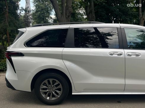 Toyota Sienna 2023 белый - фото 29