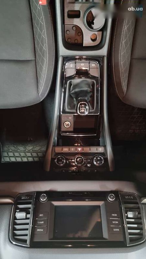 Skoda Karoq 2021 - фото 8