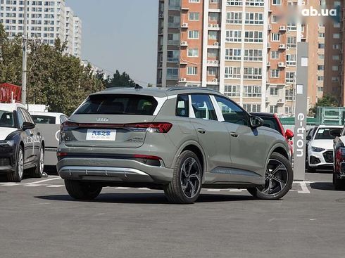 Audi Q4 e-tron 2025 - фото 5