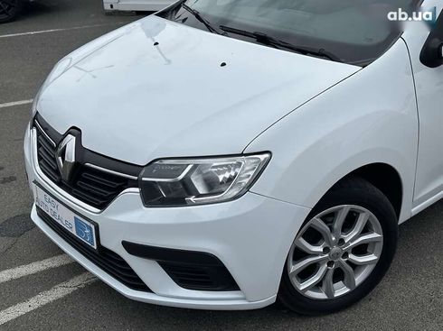 Renault Sandero 2019 - фото 10