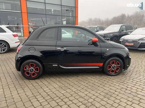 Fiat 500E 2017 - фото 7