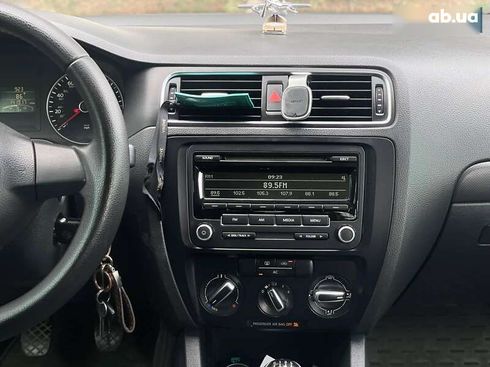 Volkswagen Jetta 2012 - фото 17