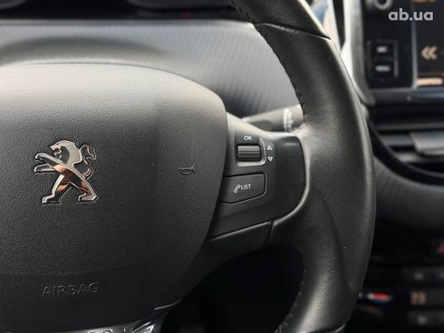 Peugeot 2008 2019 белый - фото 34