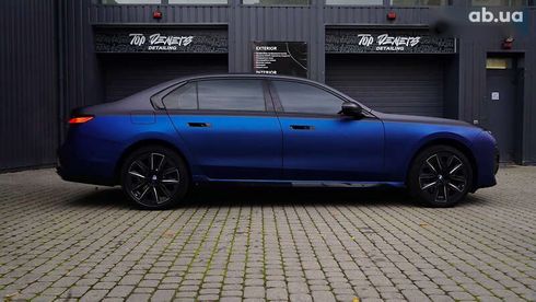 BMW 7 серия 2024 - фото 25