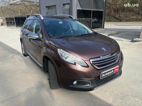 Peugeot 2008 2015 коричневый - фото 7