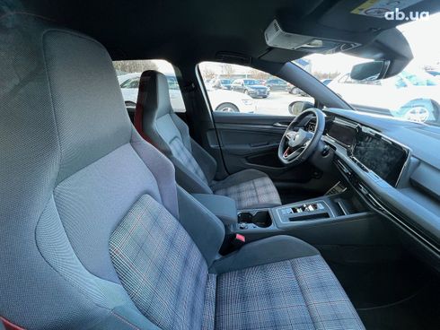 Volkswagen Golf GTI 2021 - фото 30