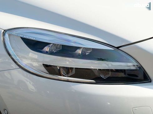 Volvo V40 2017 - фото 10