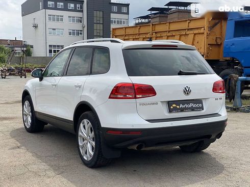 Volkswagen Touareg 2017 - фото 25