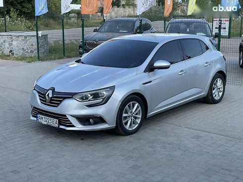 Renault Megane 2016 - фото 2