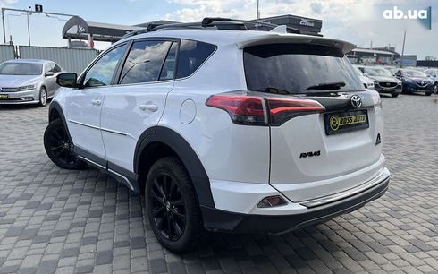 Toyota RAV4 2018 - фото 5