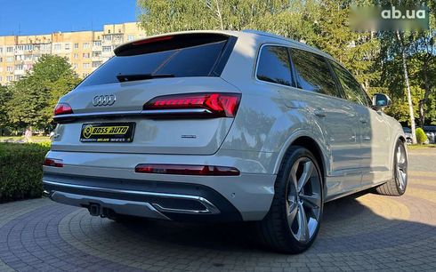 Audi Q7 2020 - фото 7